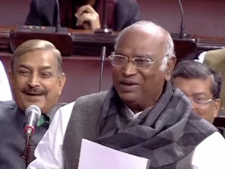 Parliament Winter Session 2022 Mallikarjun Kharge Shayari To Jagdeep Dhankhar