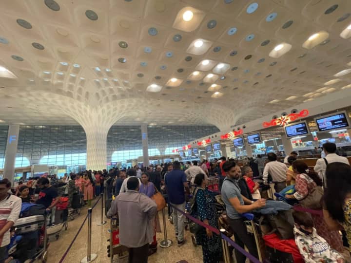 Mumbai Chhatrapati Shivaji Maharaj International Airport Server Down Problems In