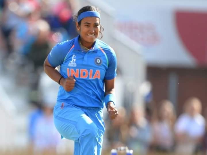 Shikha Pandey Return Team India For South Africa Series And Shikha Pandey Return Team India For South Africa Series And Icc Women T20 World Cup 2023