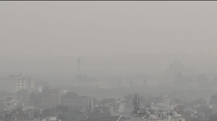 This Is How Officers Are Hiding Pollution In Lucknow. -