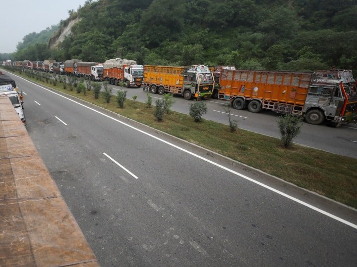 Road Transport And Highway Projects Delayed Revealed In Government Report