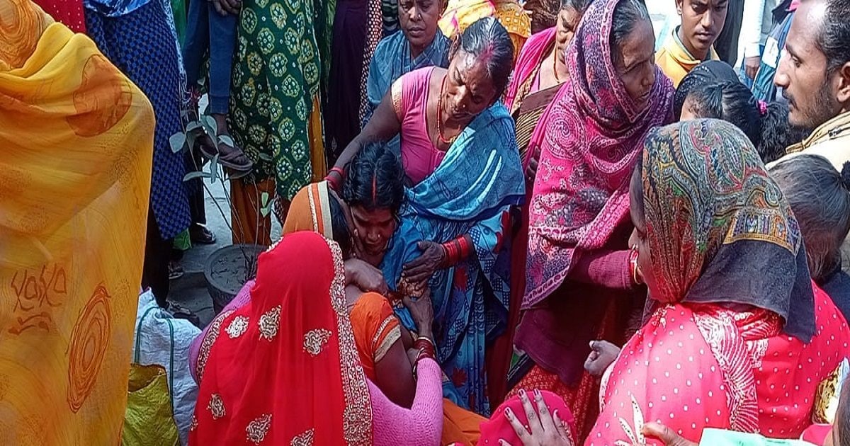 यूपी के रहने वाले देवर-भौजाई को घसीटता ले गया ट्रक,