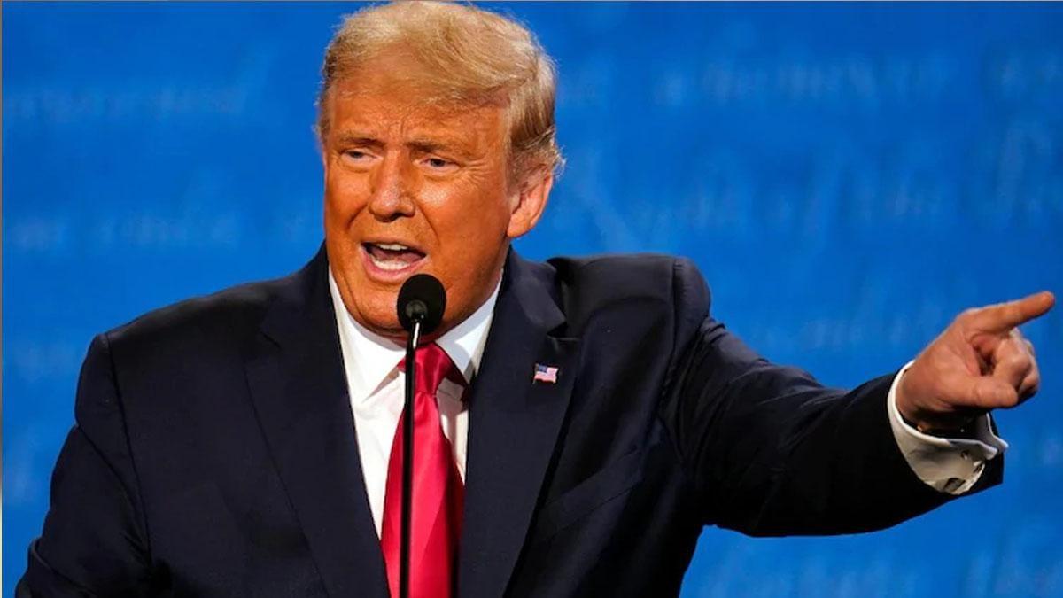 डोनाल्ड ट्रम्प 2 साल के बैन के बाद फिर चला डोनाल्ड ट्रम्प- फाइल फोटो