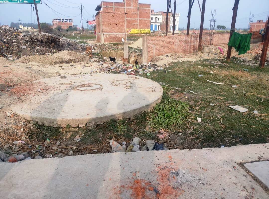 नगर पालिका की भूमि पर निर्माण कार्य रुका