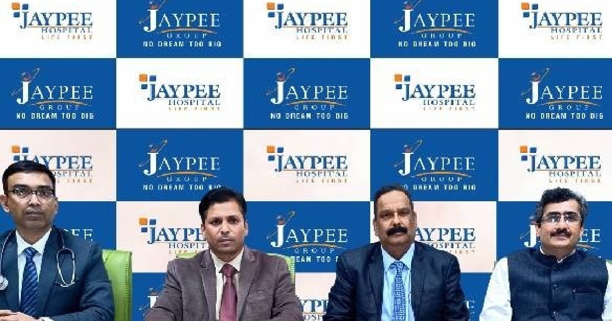 Gautambudh nagar news jp hospital doctors kidney transplant of five