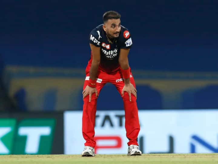 IPL 2023: Harshal Patel Removed From Bowling Back To Back No Ball Replaced By Maxwell Know Details