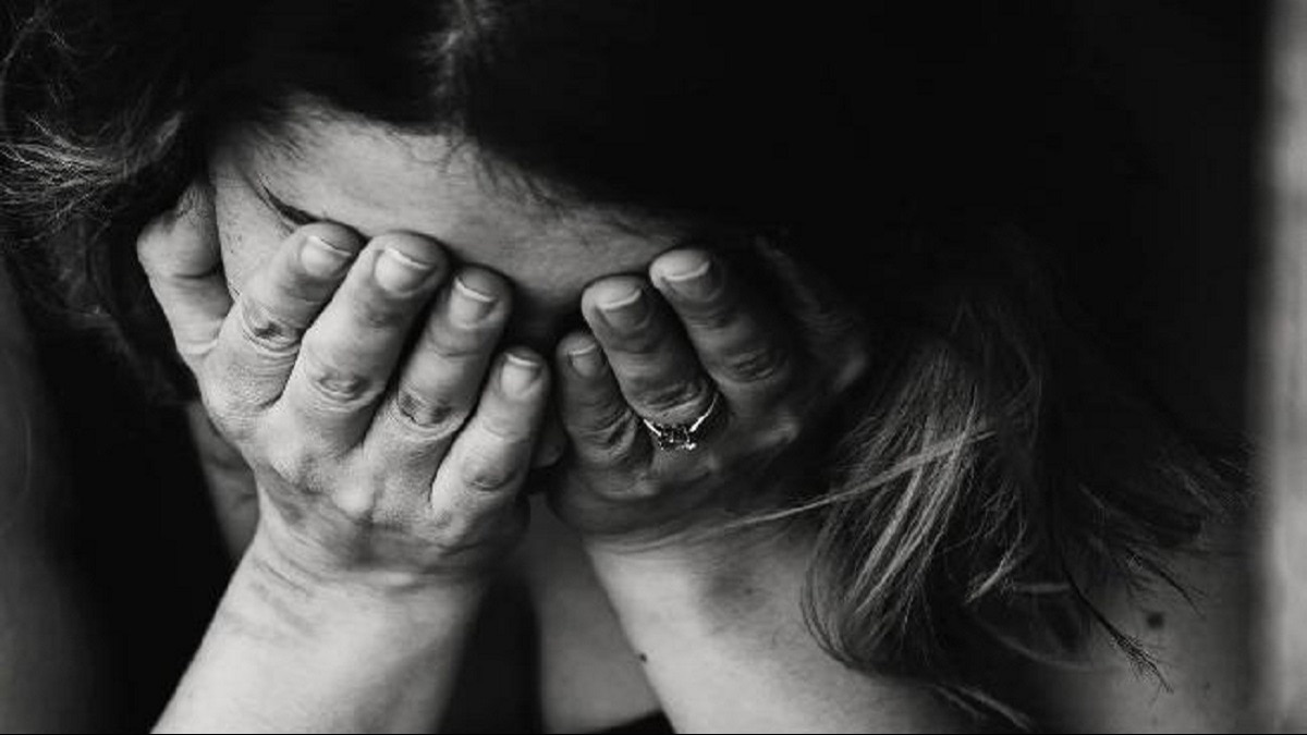 पीड़ित लड़की की हकीकत जानकर घरवालों के होश उड़ गए