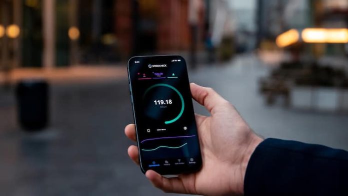 सबसे तेज इंटरनेट स्पीड वाले देशों की लिस्ट में यह uae tops list of fastest mobile internet speed in world where is india standing सबसे तेज इंटरनेट स्पीड वाले देशों की लिस्ट में यह देश सबसे आगे, भारत का कौन-सा स्थान?