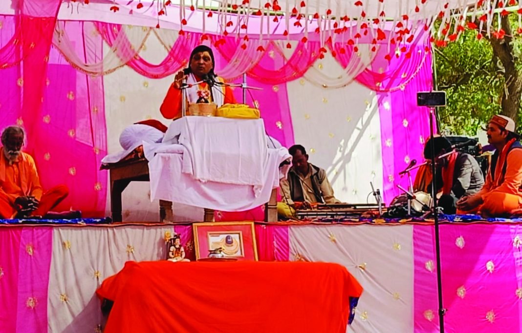 लंबोदर नाथ शिवालय पर किया गया भव्य सप्ताहिक कथा का आयोजन लंबोदर नाथ शिवालय पर किया गया भव्य सप्ताहिक कथा का आयोजन