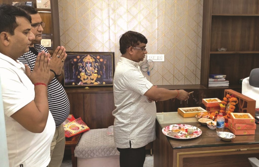 विश्वकर्मा भगवान ने ब्रह्मांड की हर वस्तु की रचना : उमाशंकर गुप्ता