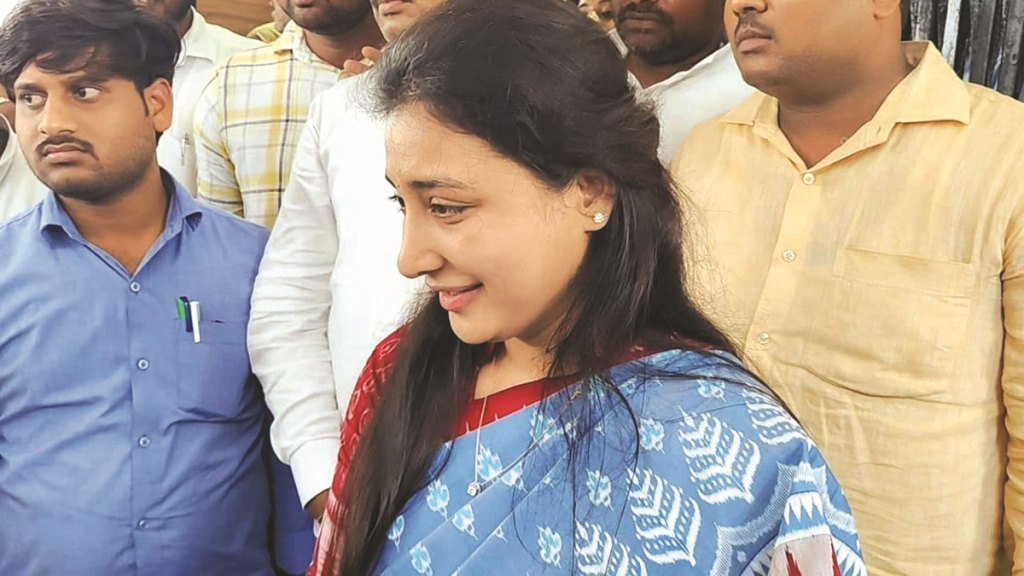 विधायक डॉ.रागिनी सोनकर का पत्रकारों से टकराव, मांगी माफी