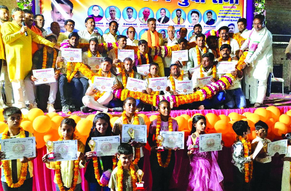 केसरवानी महासम्मेलन मुंगराबादशाहपुर में आयोजित कार्यक्रम