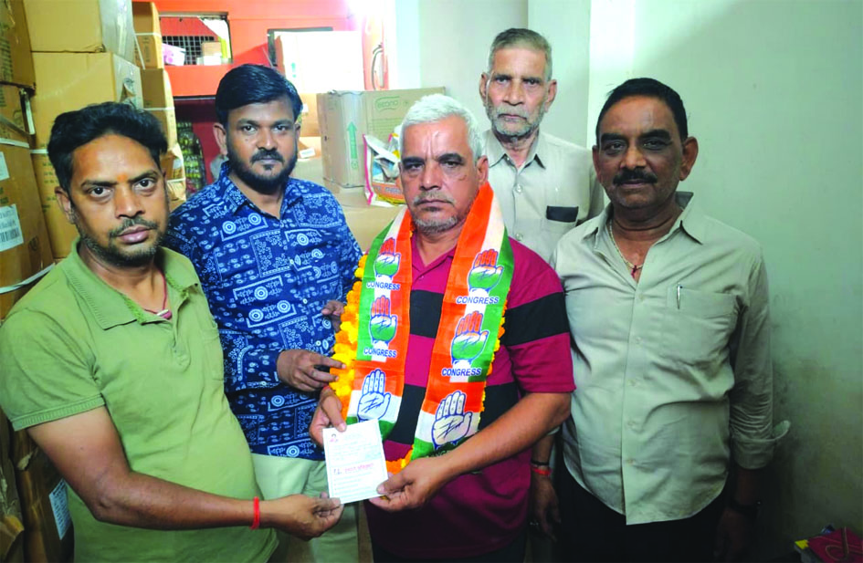 Atul Kumar Tripathi joins Congress after leaving BJP in Mungra Badshahpur