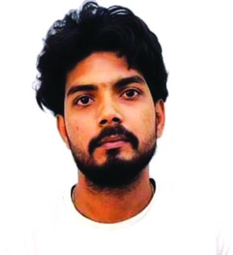 mau-stf-arrest-reward-criminal.jpg मऊ डकैती मामले में इनामी बदमाश गिरफ्तार