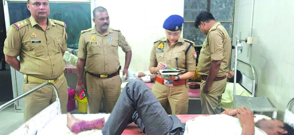 जौनपुर में पुलिस मुठभेड़: 2 बदमाश गिरफ्तार, एक को लगी गोली, 4.20 लाख नकद बरामद
