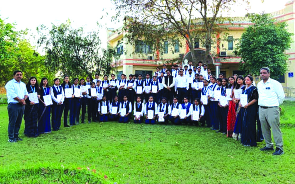 Summer Training Lecture Jaunpur पूर्वांचल विश्वविद्यालय जौनपुर में समर ट्रेनिंग व्याख्यान