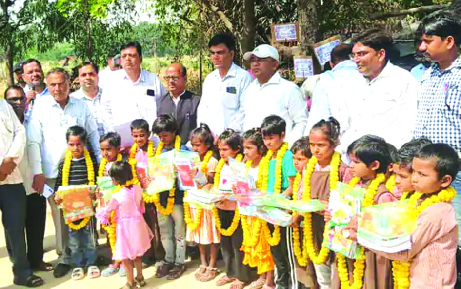 वृहद शिक्षा चौपाल में नामांकन बढ़ाने पर जोर