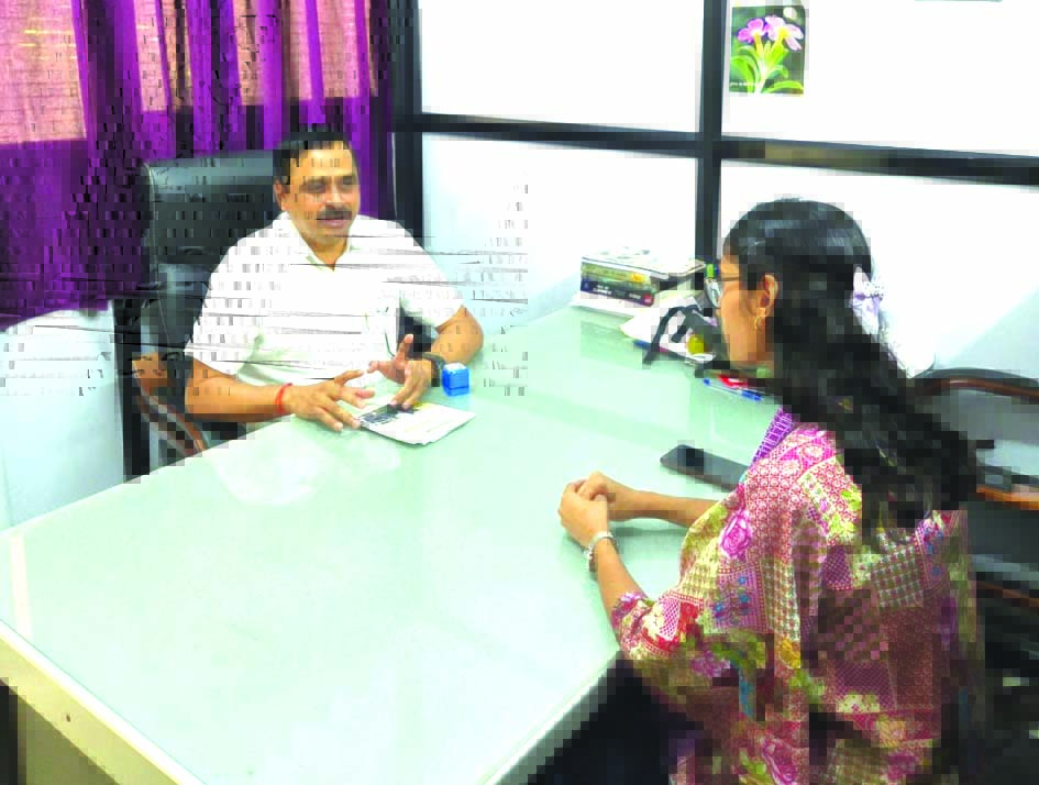 Purvanchal University Mental Health Camp पूर्वांचल विश्वविद्यालय में मानसिक स्वास्थ्य परामर्श शिविर