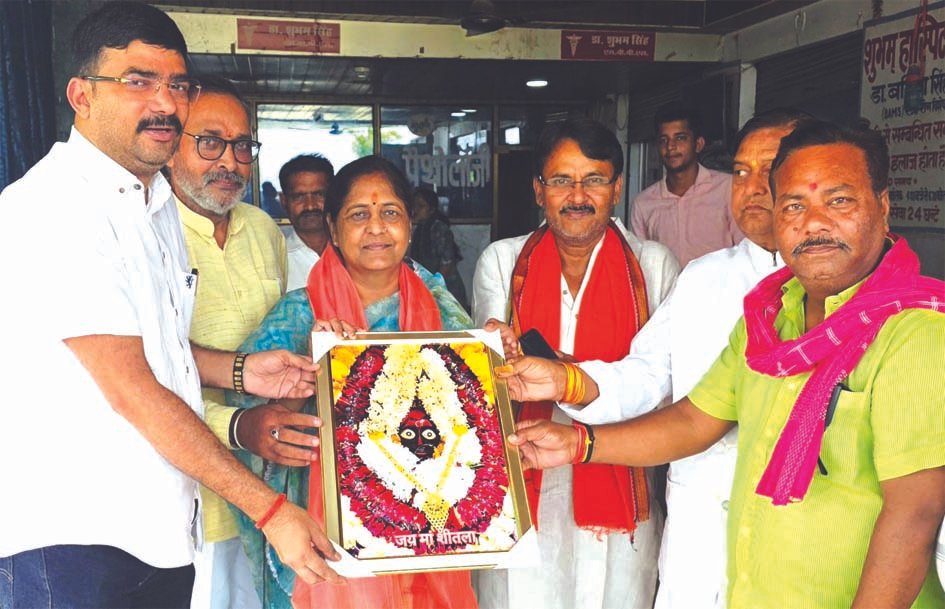 शिक्षकों की कैशलेस चिकित्सा सुविधा पर सांसद सीमा द्विवेदी