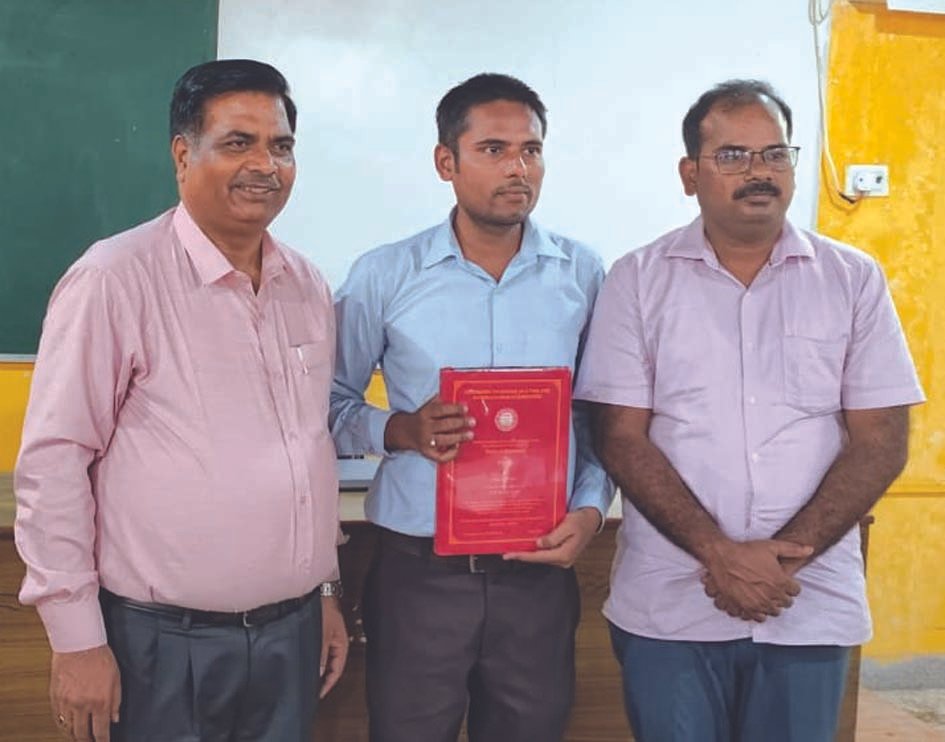 पूर्वांचल विश्वविद्यालय के भौतिक विज्ञान विभाग में ऊर्जा संरक्षण पर शोध