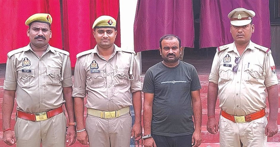 फर्जी आयकर अधिकारी बनकर सर्राफा दुकान की चेकिंग करने का आरोपी गिरफ्तार