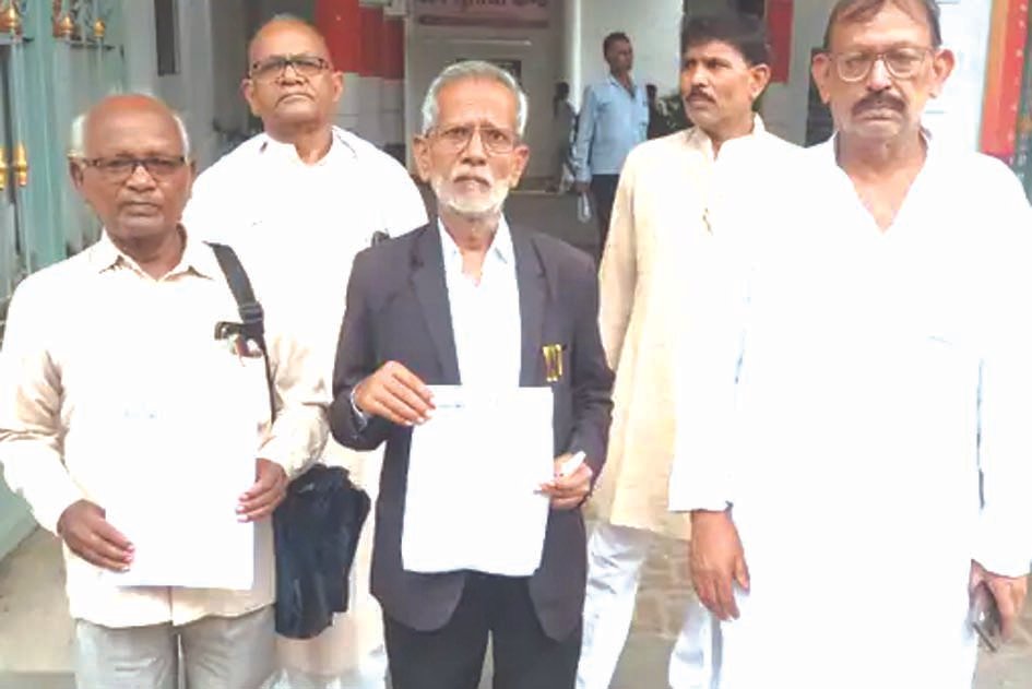 भाकपा ने पुलिस पर कार्यकर्ताओं से निजी दस्तावेज मांगने का लगाया आरोप भाकपा ने पुलिस पर कार्यकर्ताओं से निजी दस्तावेज मांगने का लगाया आरोप