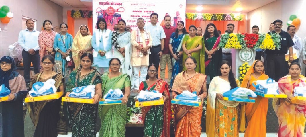 60 वर्ष से अधिक उम्र की महिलाओं को मिलेगी आजीवन मुफ्त बस यात्रा 60 वर्ष से अधिक उम्र की महिलाओं को मिलेगी आजीवन मुफ्त बस यात्रा