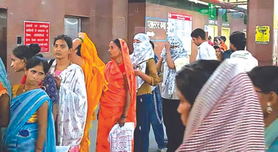 मौसम के उतार-चढ़ाव ने बढ़ाई मरीजों की भीड़, ओपीडी में 972 पंजीकरण