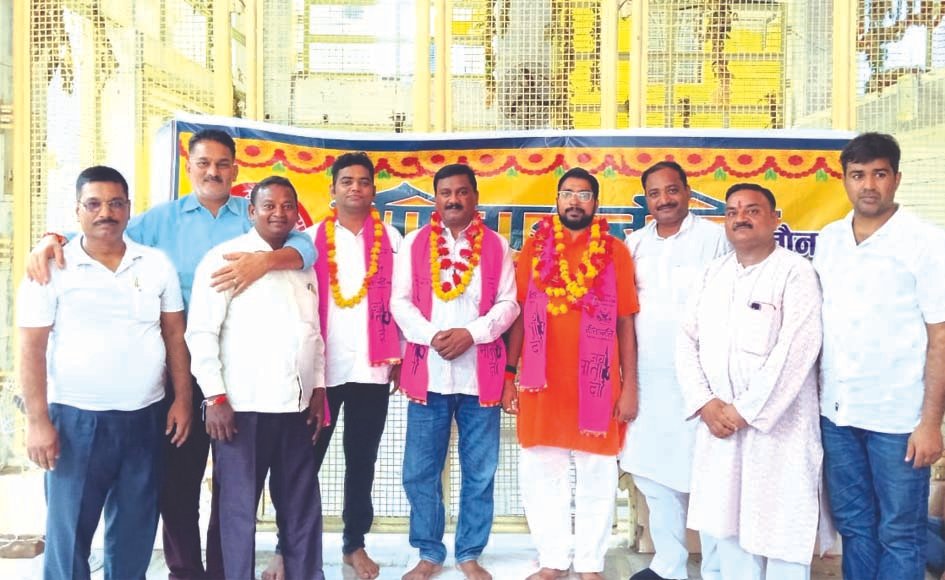 गीतांजलि परिवार की बैठक में 50वें शक्ति पूजन पर्व की तैयारियों पर मंथन गीतांजलि परिवार की बैठक में 50वें शक्ति पूजन पर्व की तैयारियों पर मंथन