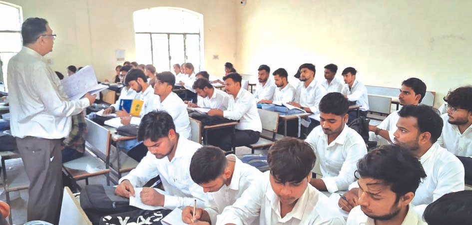 पूर्वांचल विश्वविद्यालय में शैक्षणिक गुणवत्ता पर जोर