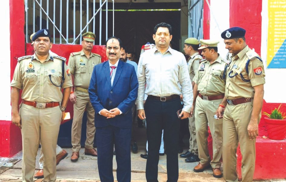 जिला कारागार के त्रैमासिक निरीक्षण में नहीं मिली प्रतिबंधित वस्तु, व्यवस्थाओं का लिया जायजा