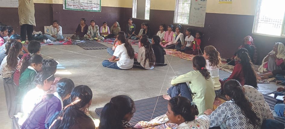 सुजानगंज में 40 किशोरियों को मानवाधिकार और लैंगिक समानता की जानकारी