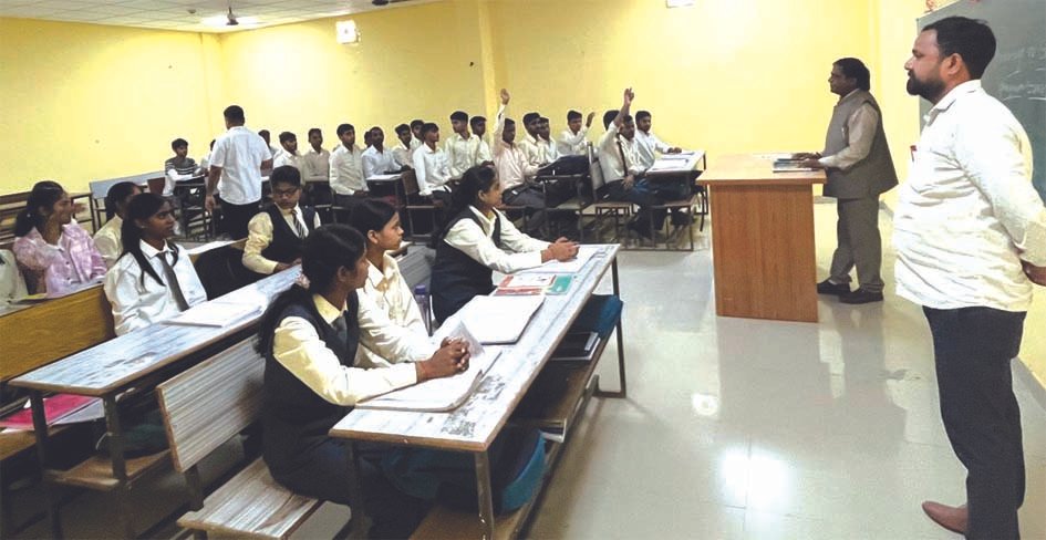 व्यावहारिक प्रशिक्षण से बढ़ेगा कृषि विद्यार्थियों का कौशल