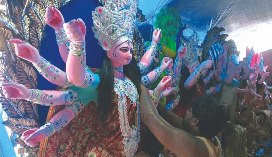 नवरात्र को लेकर जौनपुर में तैयारियां अंतिम दौर में