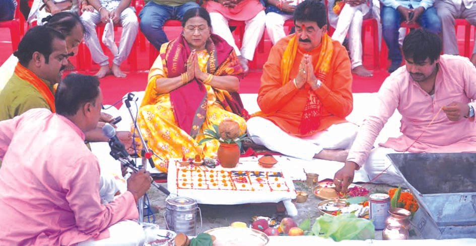 श्रीराम कथा के लिए हुआ भूमिपूजन, पंडाल निर्माण शुरू20 अक्टूबर को निकलेगी झांकी के साथ कलश यात्रा, 21 से 29 अक्टूबर तक होगी कथा