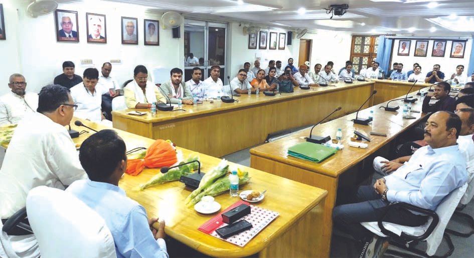शैक्षणिक गुणवत्ता में सुधार के लिए विश्वविद्यालय प्रतिबद्ध: कुलपति